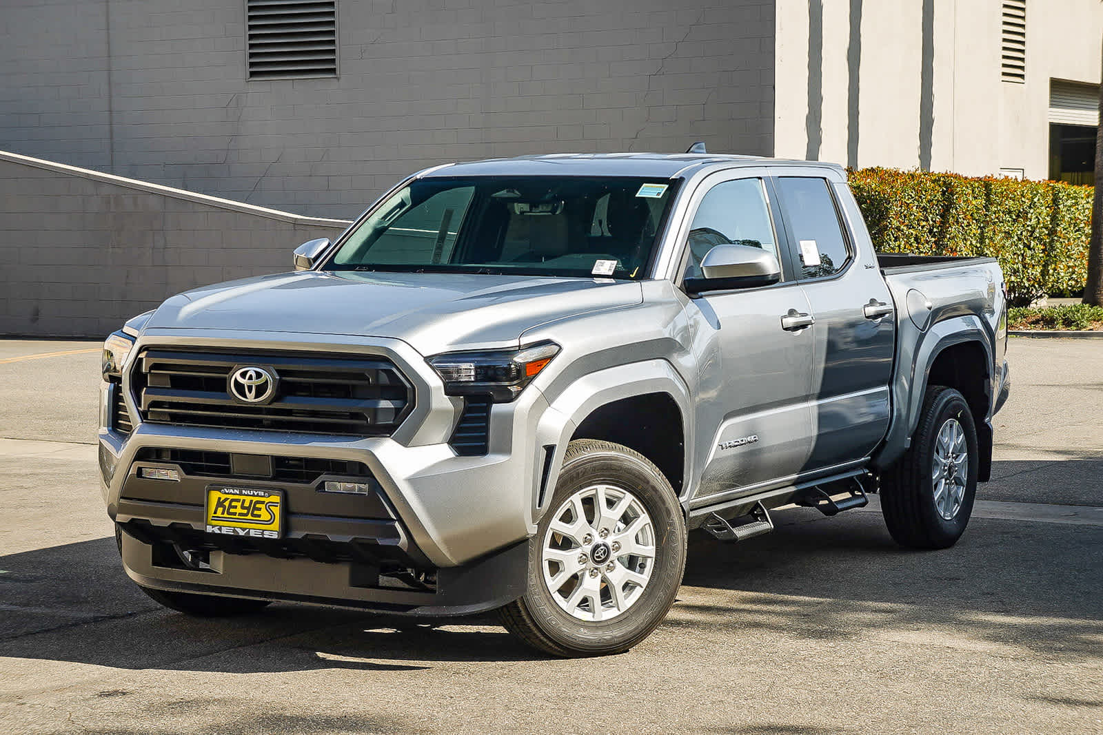 Thumbnail: 2025 Toyota Tacoma - 14