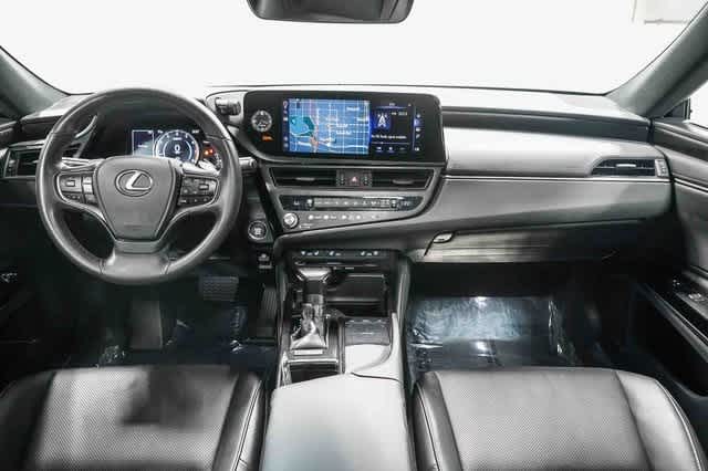 Thumbnail: 2022 Lexus ES - 12