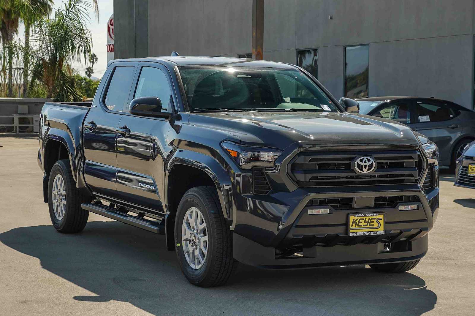 Thumbnail: 2025 Toyota Tacoma - 3