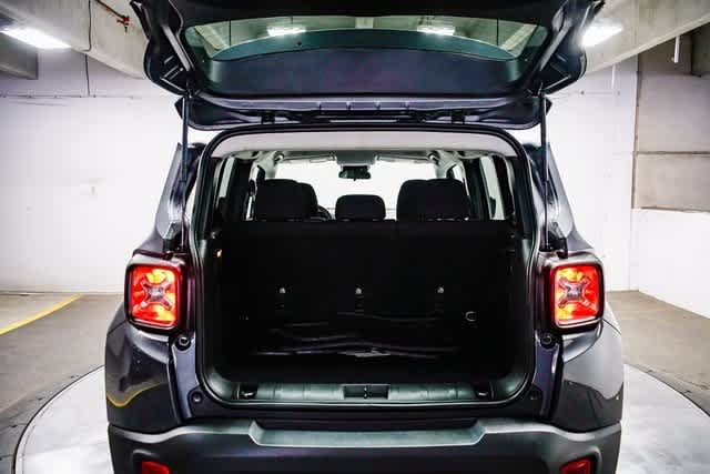 Thumbnail: 2022 Jeep Renegade - 27
