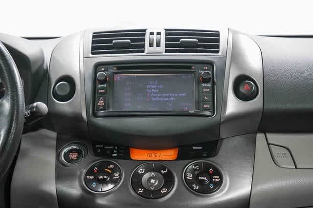 Thumbnail: 2012 Toyota RAV4 - 14