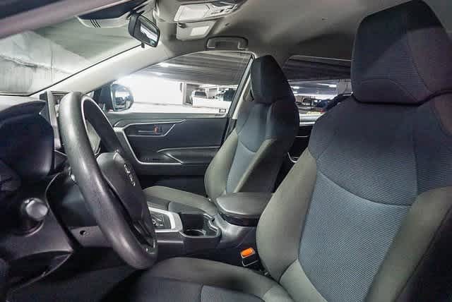 Thumbnail: 2024 Toyota RAV4 - 19