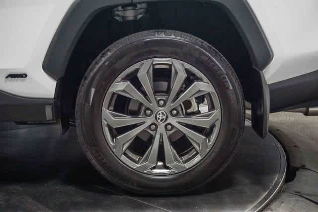 Thumbnail: 2023 Toyota RAV4 - 10