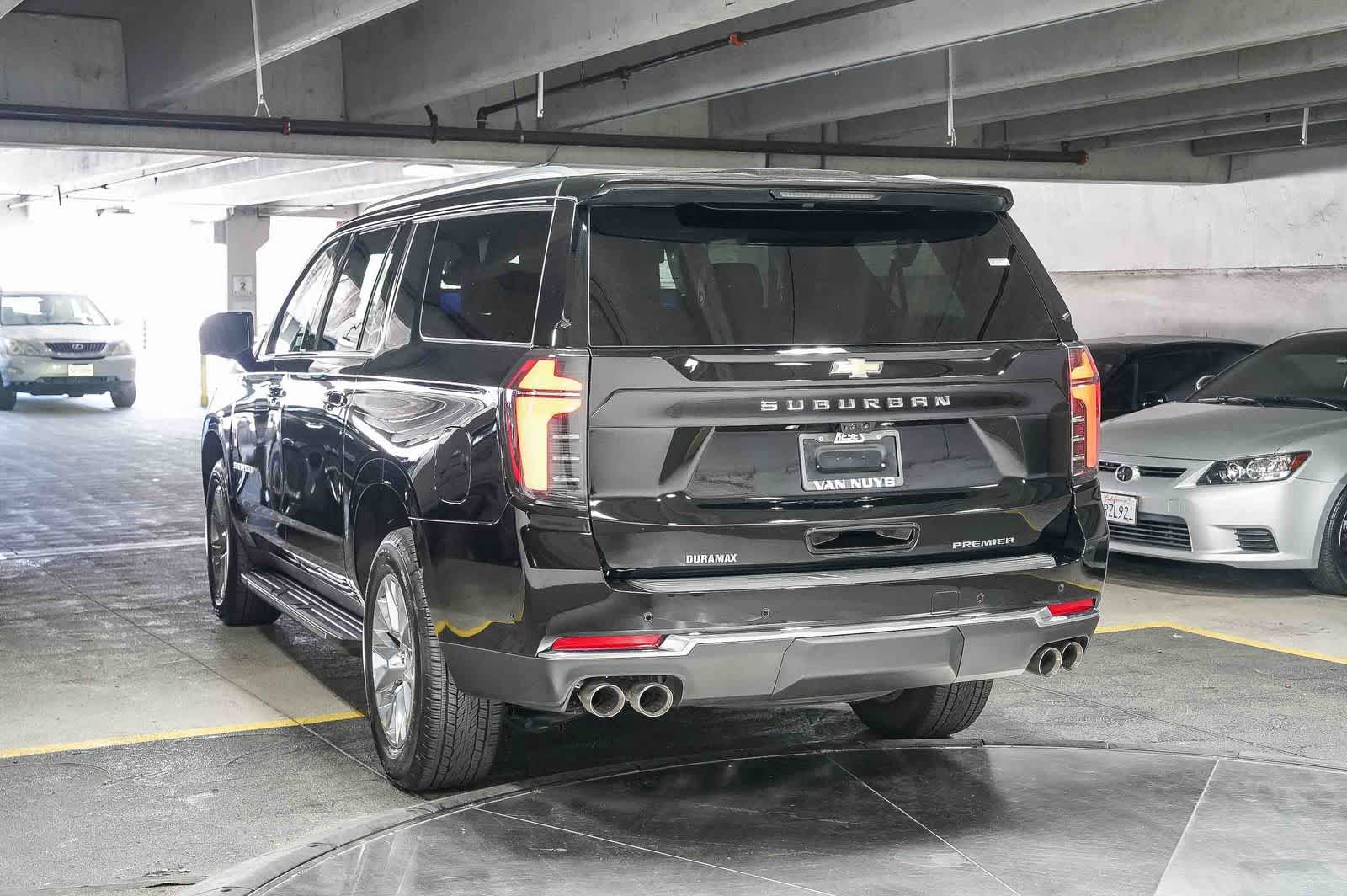 Thumbnail: 2025 Chevrolet Suburban - 24