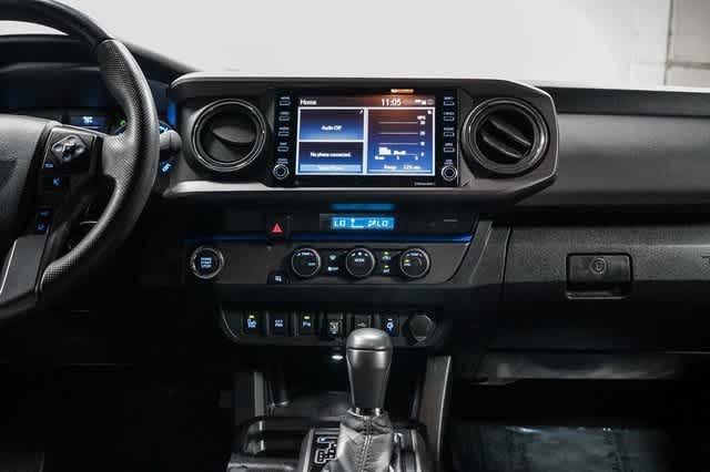 Thumbnail: 2021 Toyota Tacoma - 14