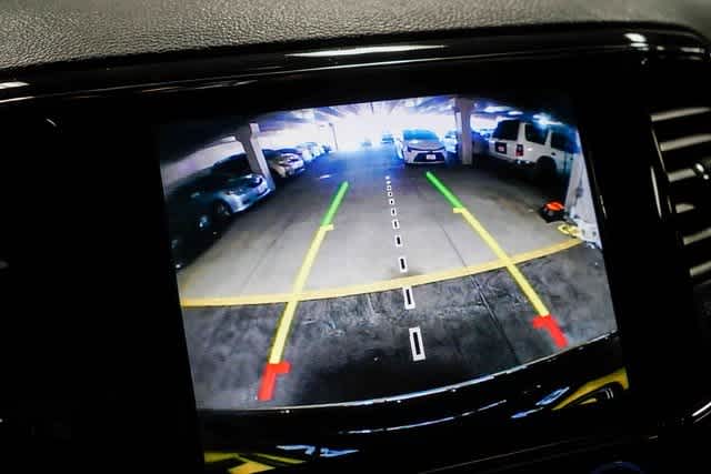 Thumbnail: 2021 Jeep Grand Cherokee - 24