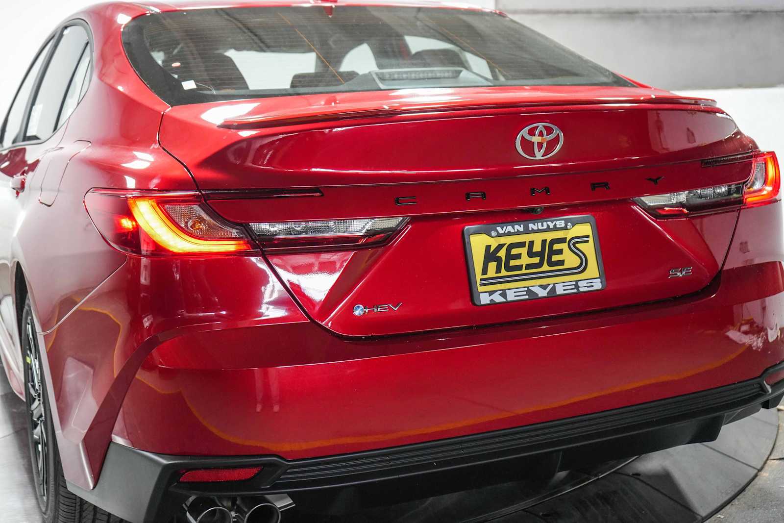 Thumbnail: 2025 Toyota Camry - 11