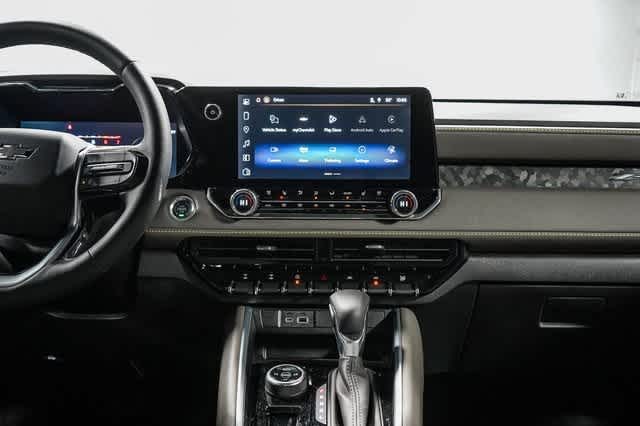 Thumbnail: 2025 Chevrolet Colorado - 13