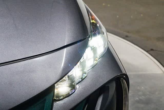 Thumbnail: 2018 Toyota Prius Prime - 8