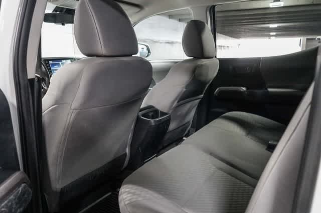 Thumbnail: 2021 Toyota Tacoma - 18