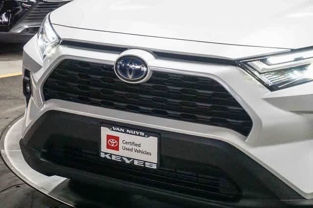 Thumbnail: 2023 Toyota RAV4 - 8