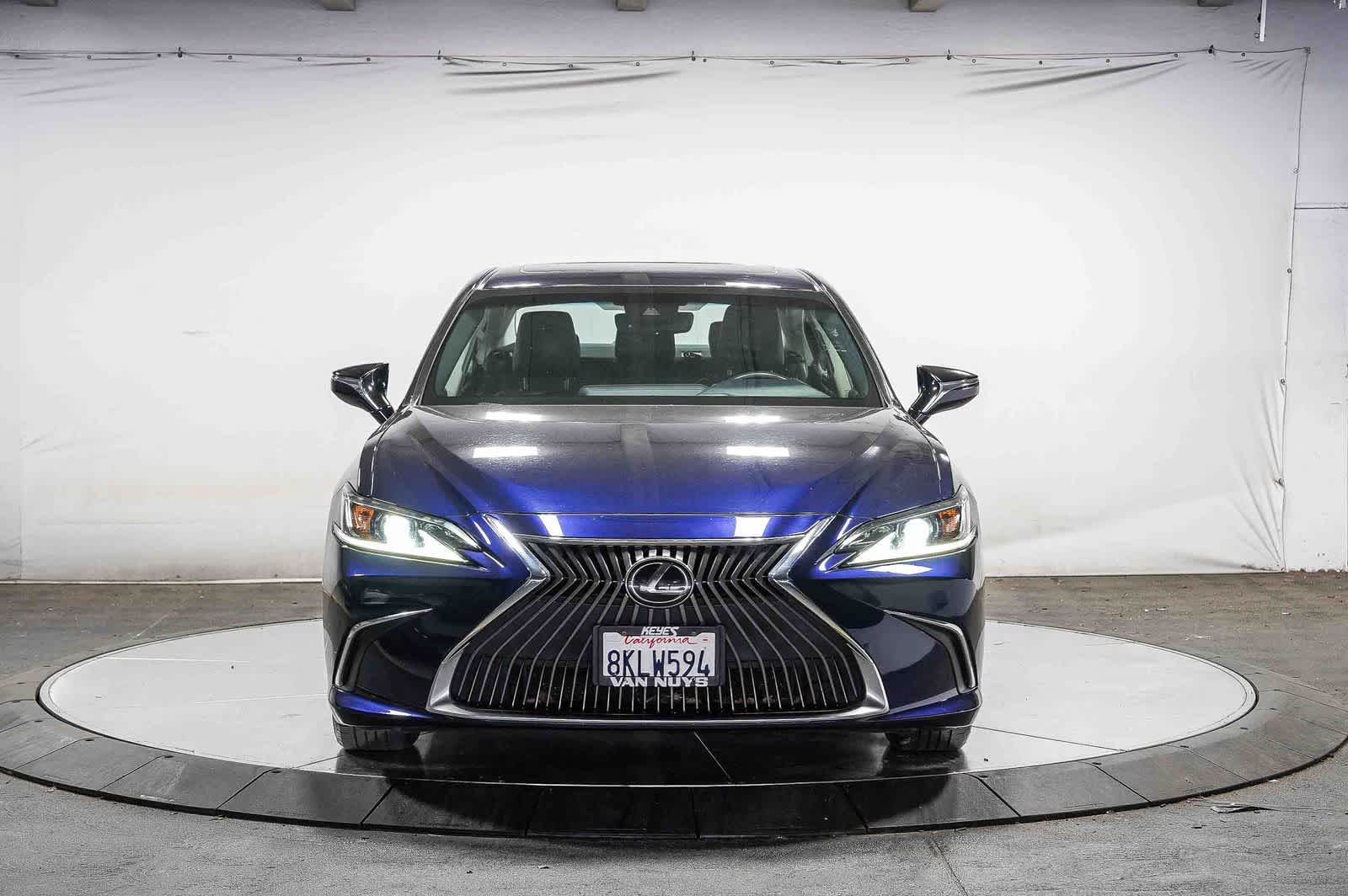 Thumbnail: 2019 Lexus ES - 6