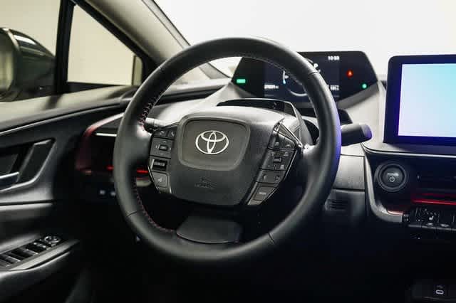 Thumbnail: 2024 Toyota Prius Prime - 16