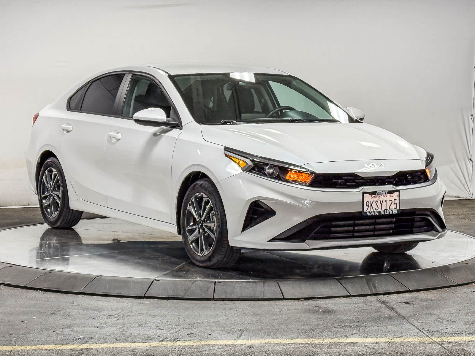 Thumbnail: 2024 Kia Forte - 5