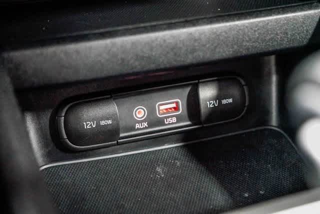 Thumbnail: 2021 Kia Forte - 21