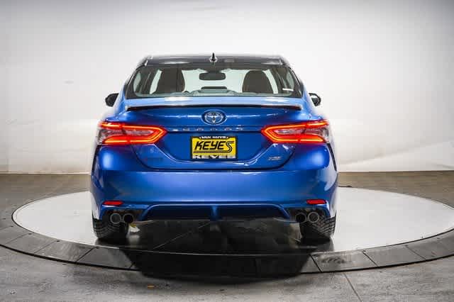 Thumbnail: 2019 Toyota Camry - 4