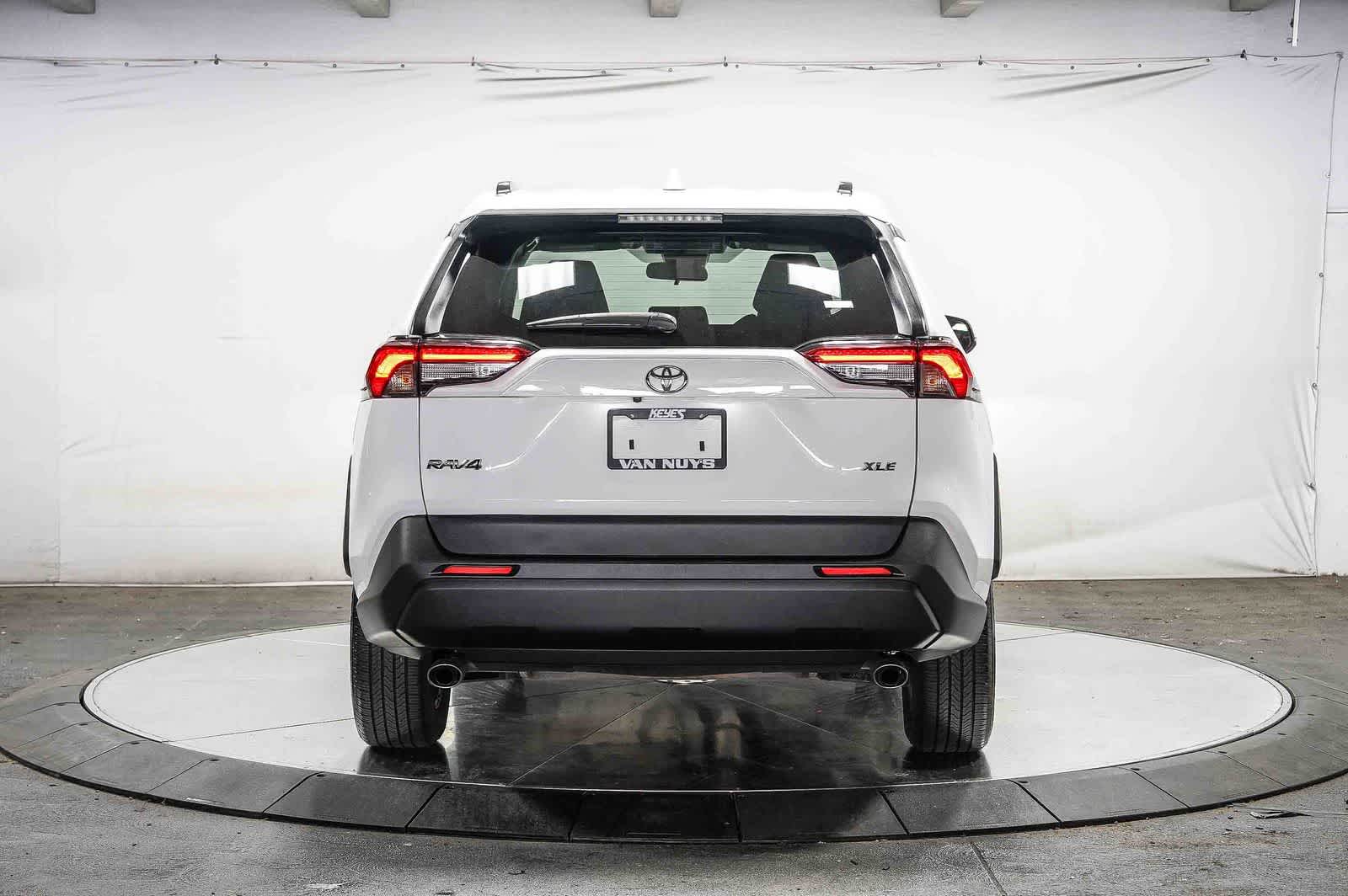 Thumbnail: 2024 Toyota RAV4 - 4