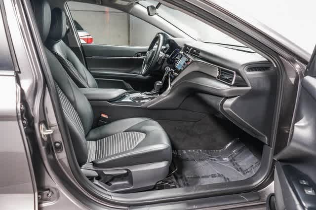 Thumbnail: 2020 Toyota Camry - 17