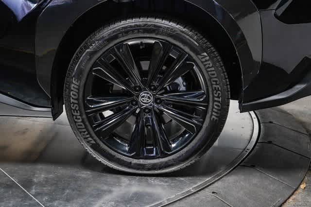 Thumbnail: 2025 Toyota bZ4X - 10