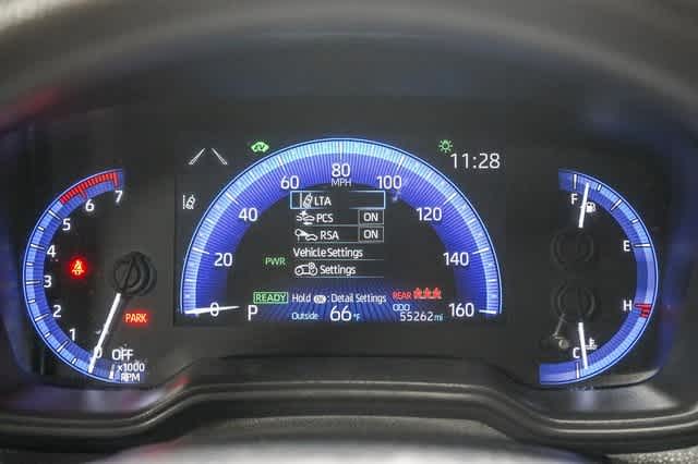 2022 Toyota Corolla LE 25