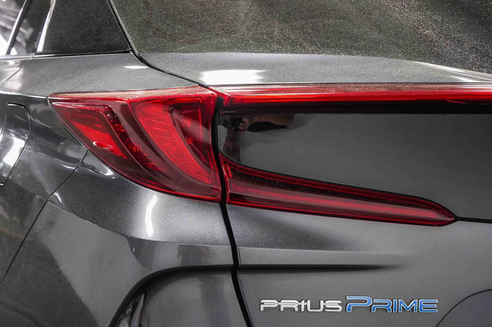 Thumbnail: 2022 Toyota Prius Prime - 9