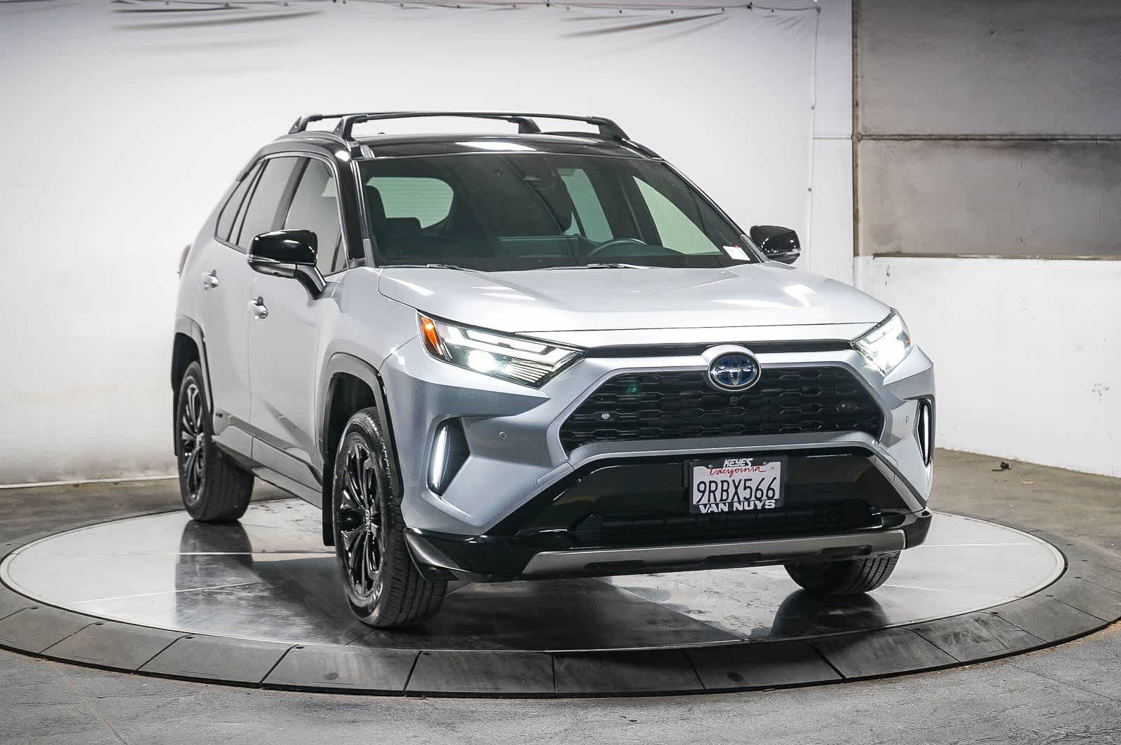 Thumbnail: 2024 Toyota RAV4 - 2