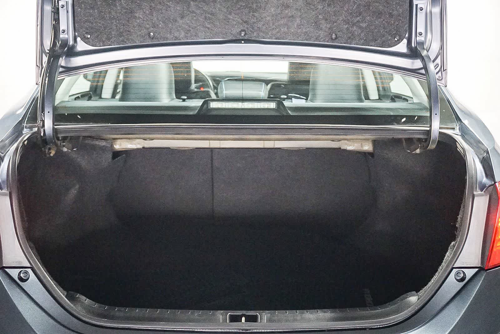 Thumbnail: 2018 Toyota Corolla - 25