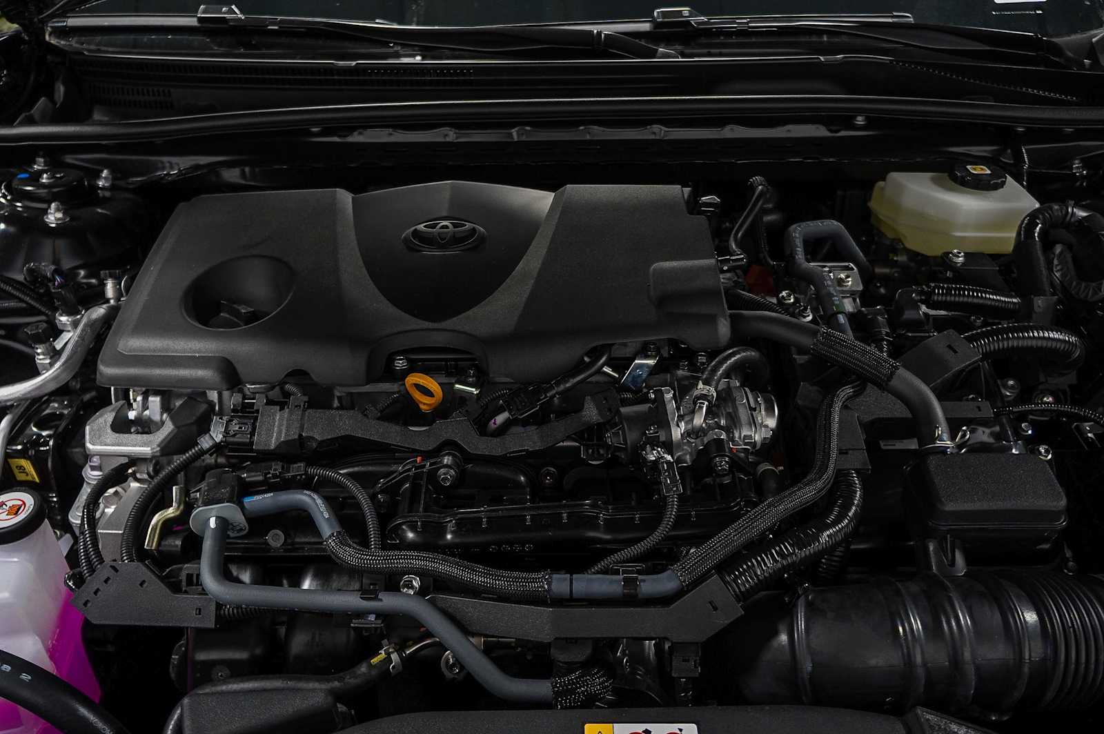 2025 Toyota Camry SE 13