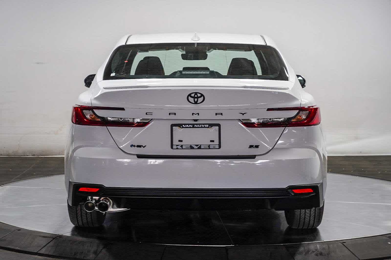 Thumbnail: 2025 Toyota Camry - 5