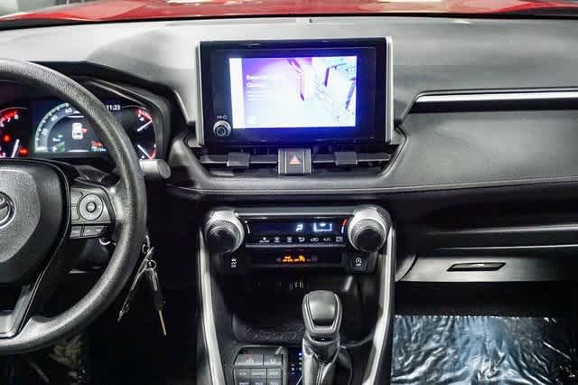 Thumbnail: 2024 Toyota RAV4 - 15