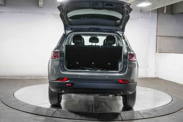 Thumbnail: 2020 Jeep Compass - 25