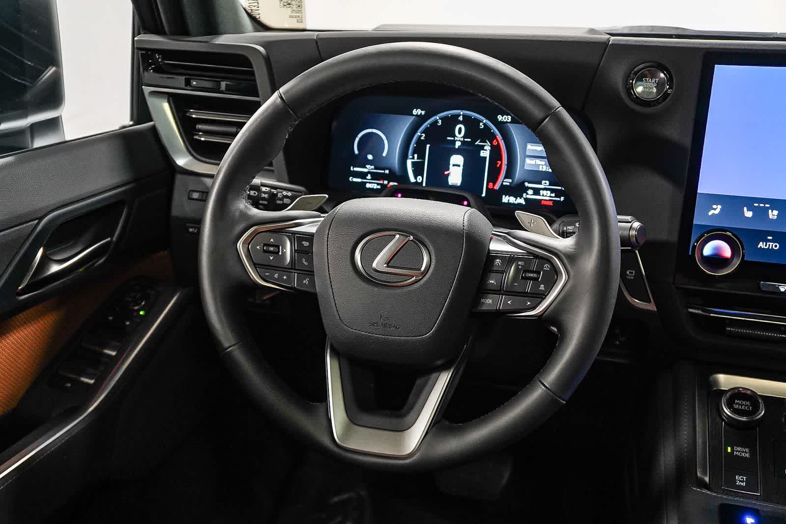 Thumbnail: 2025 Lexus GX - 15