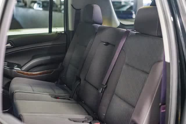 Thumbnail: 2017 Chevrolet Suburban - 18