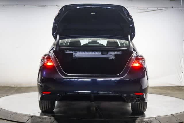 2022 Toyota Camry SE 27