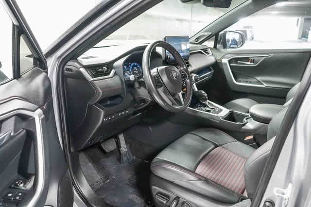 Thumbnail: 2024 Toyota RAV4 - 19