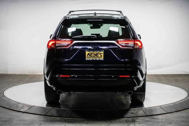 Thumbnail: 2021 Toyota RAV4 - 4