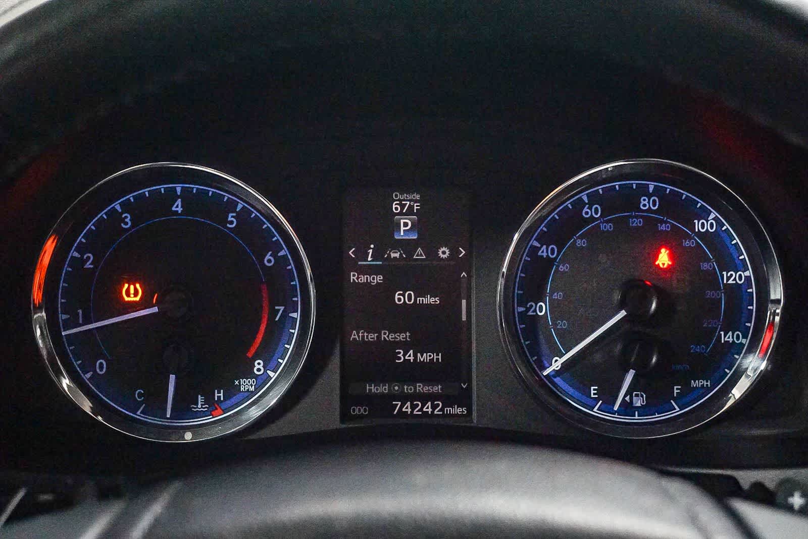 Thumbnail: 2018 Toyota Corolla - 23