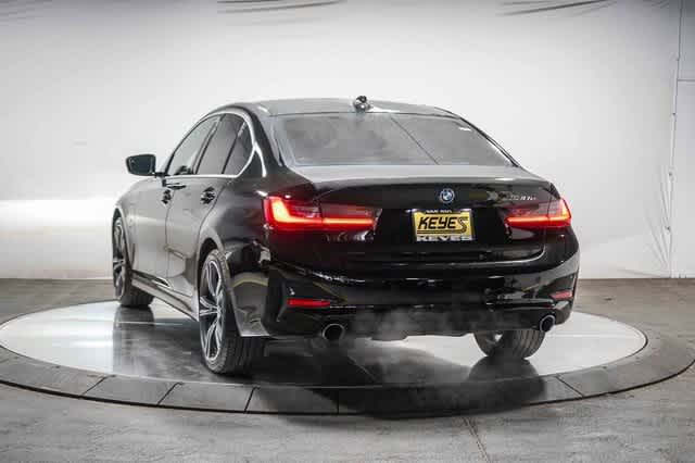 Thumbnail: 2022 BMW 3 Series - 2