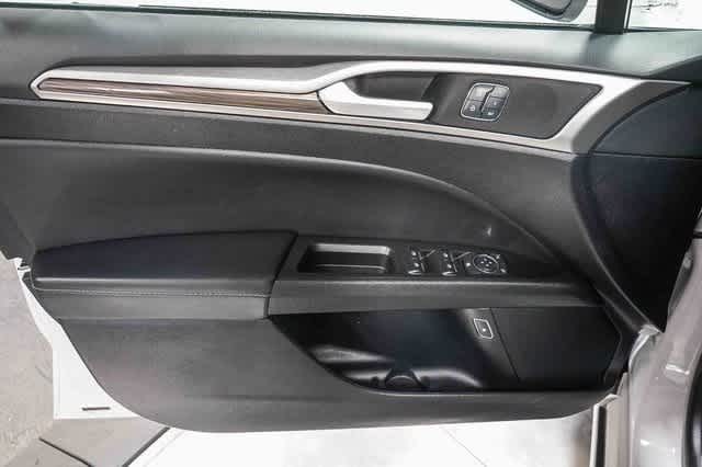 Thumbnail: 2018 Ford Fusion - 22