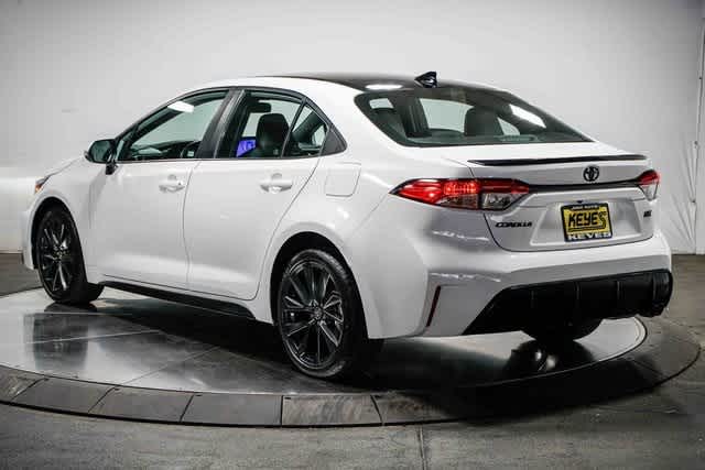 Thumbnail: 2023 Toyota Corolla - 3
