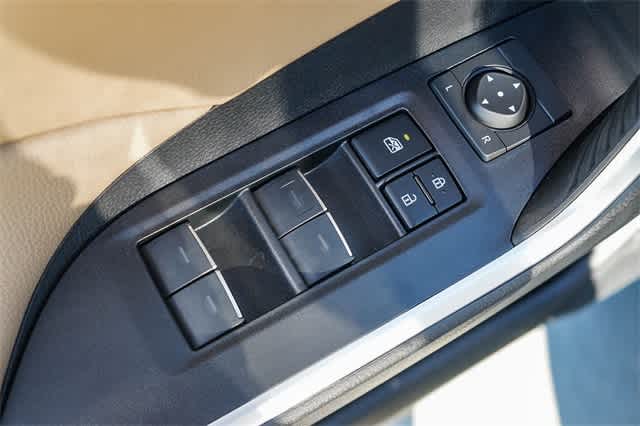 Thumbnail: 2025 Toyota RAV4 - 26