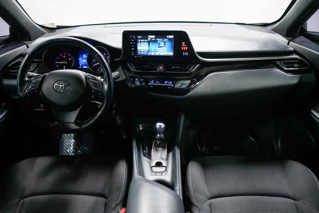 Thumbnail: 2018 Toyota C-HR - 12