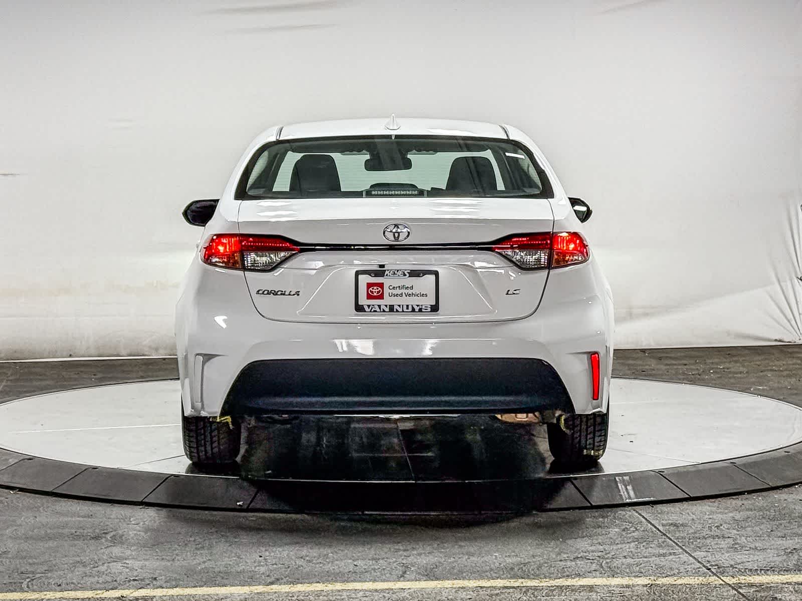 Thumbnail: 2024 Toyota Corolla - 3