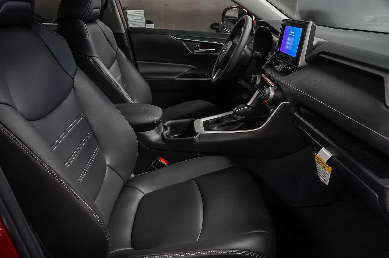 Thumbnail: 2025 Toyota RAV4 - 20