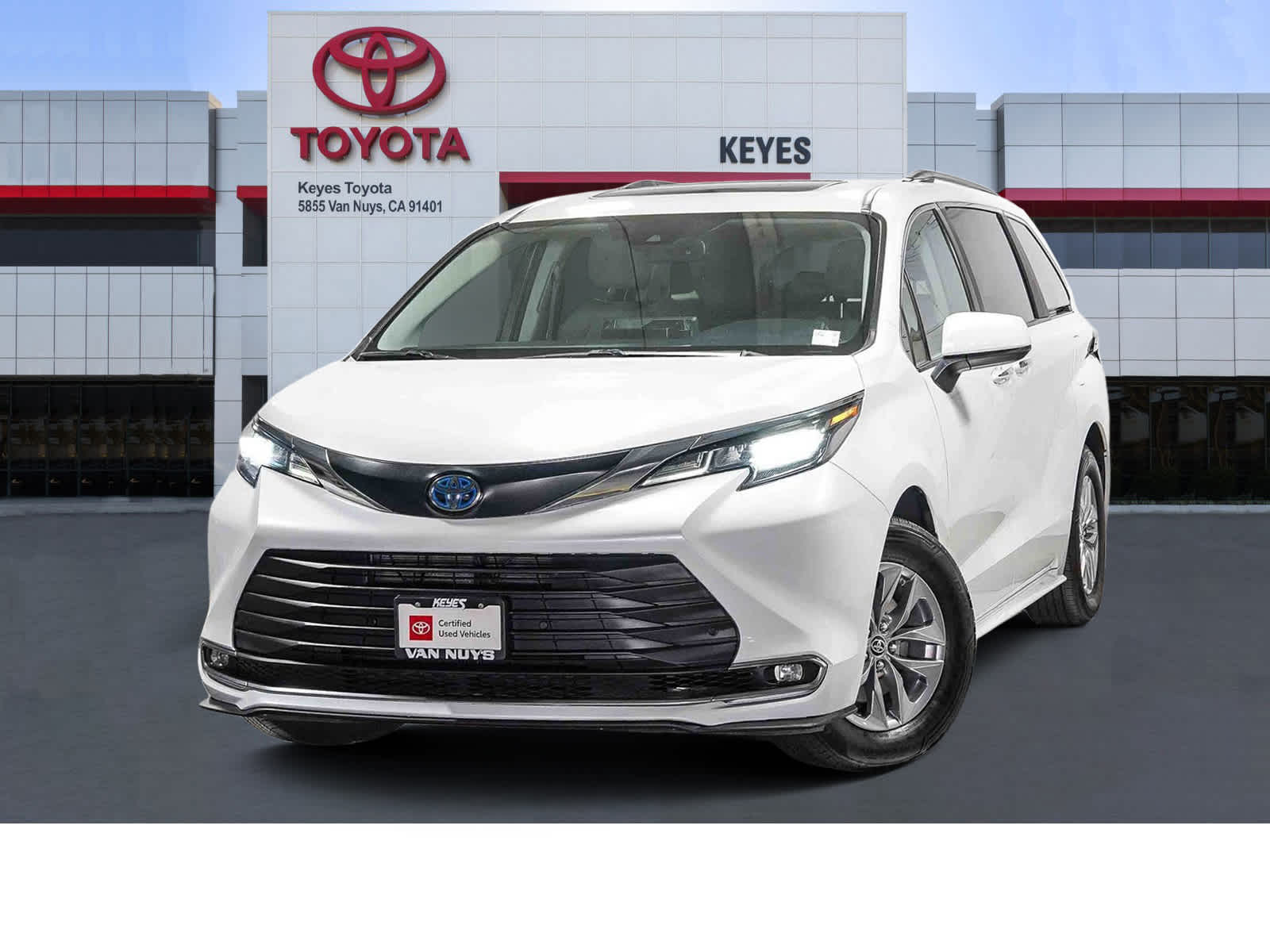2024 Toyota Sienna XLE -
                  Van Nuys, CA
