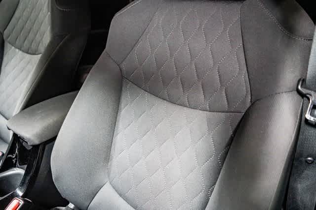 2022 Toyota Corolla LE 25