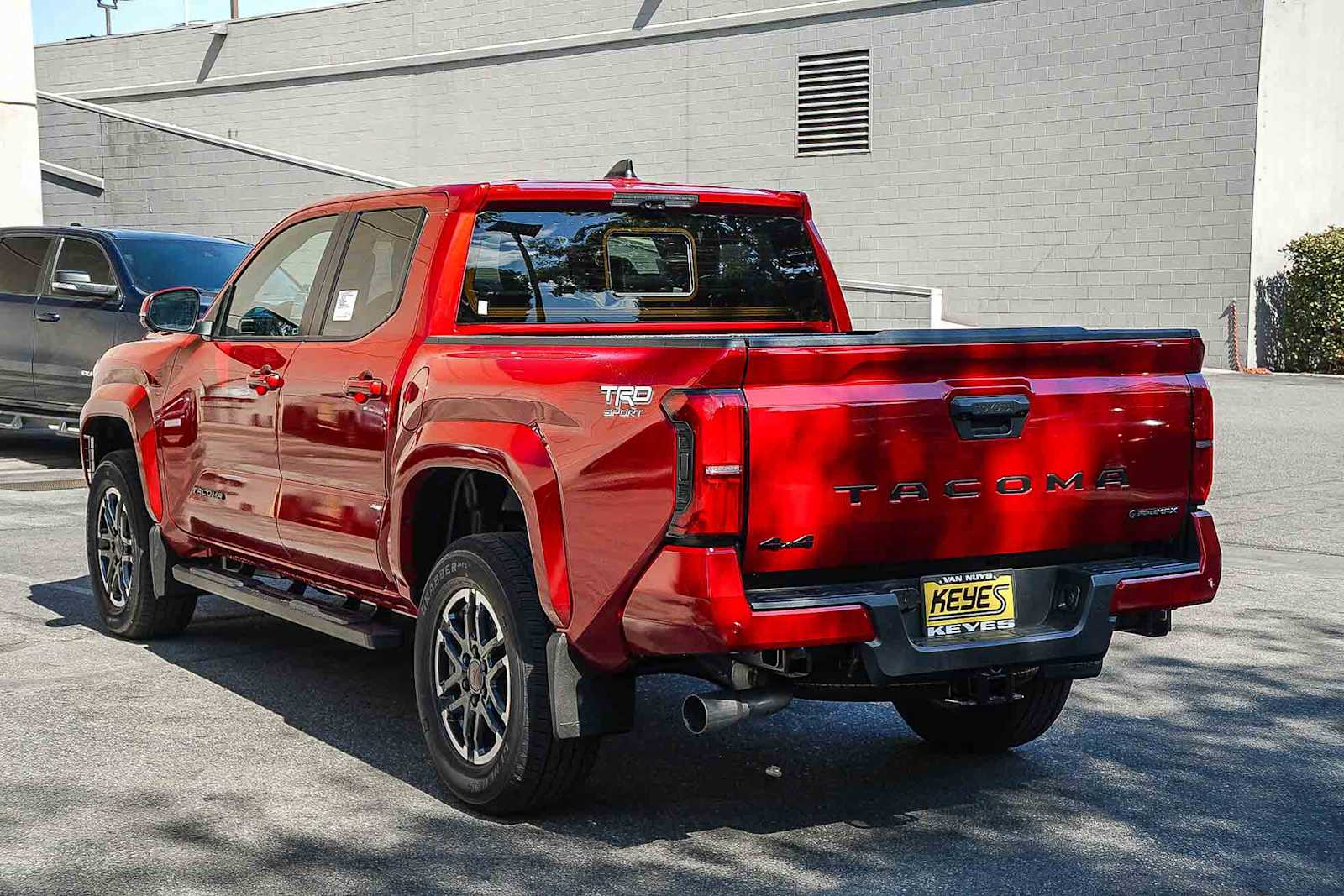 Thumbnail: 2025 Toyota Tacoma - 6