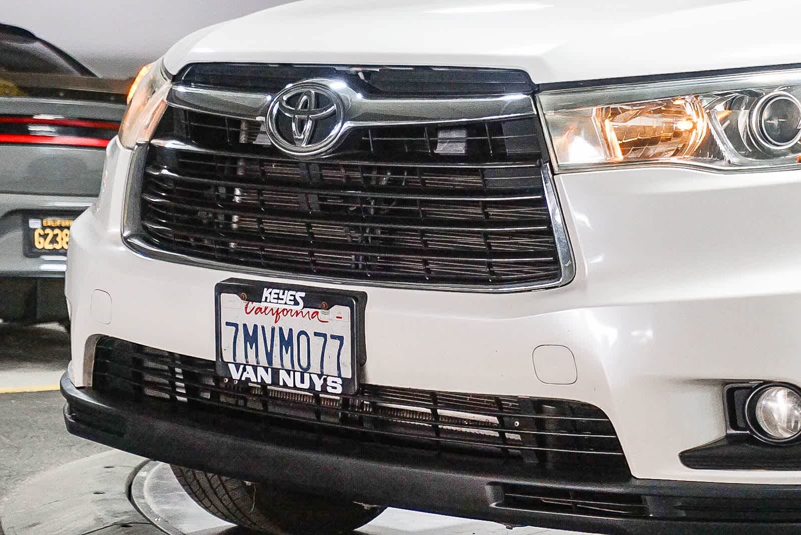 Thumbnail: 2015 Toyota Highlander - 5