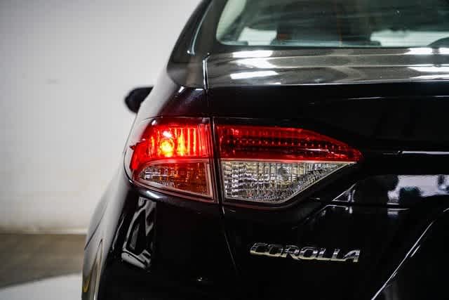 2022 Toyota Corolla LE 10