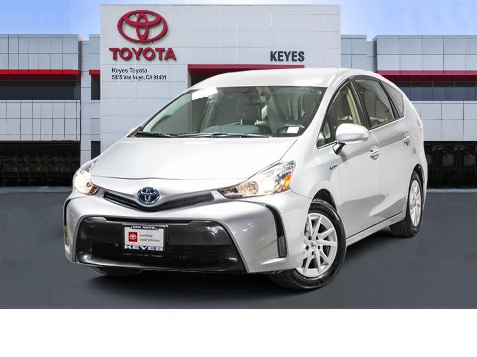 Thumbnail: 2015 Toyota Prius v - 1